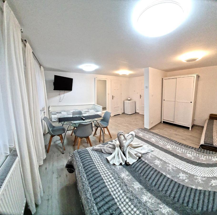 Viator Apartment Устка Екстериор снимка