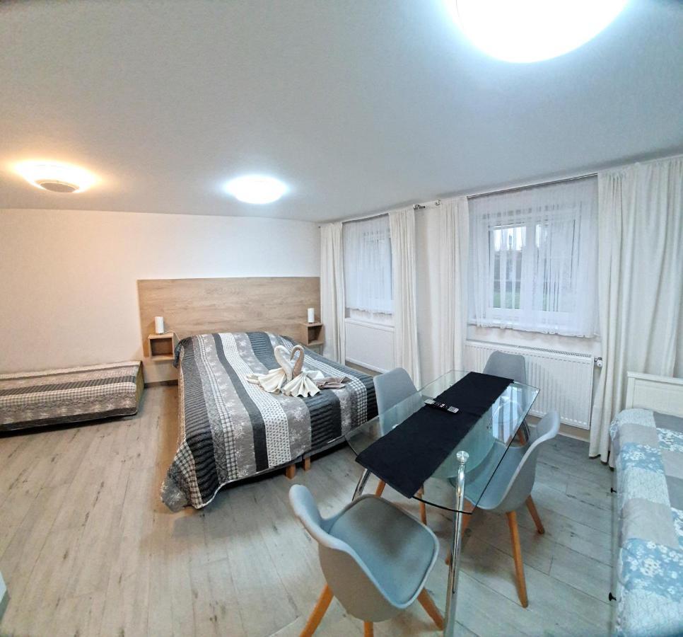 Viator Apartment Устка Екстериор снимка